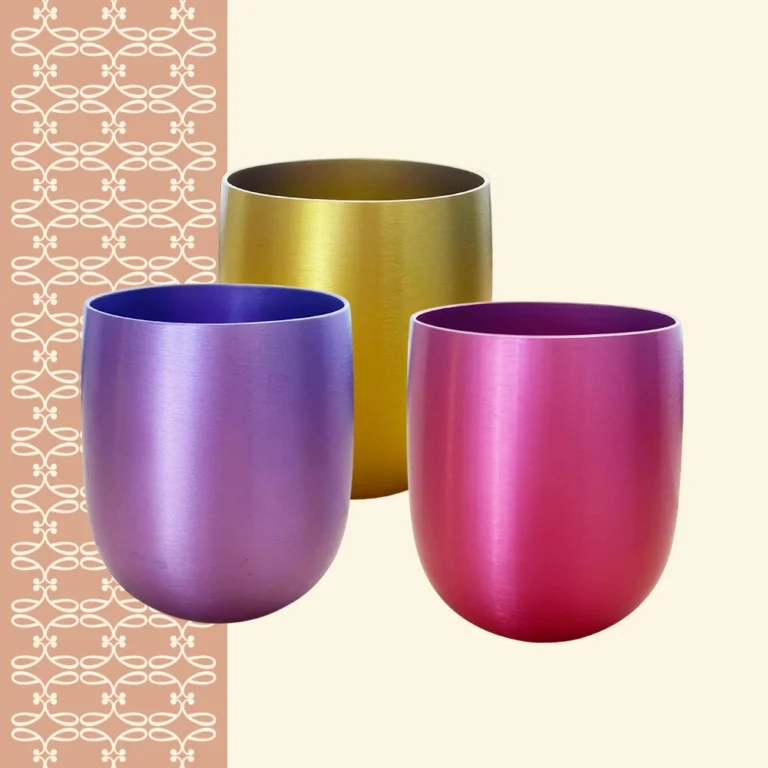 Pot en métal pour bougie <span>Drôles de dames</span>